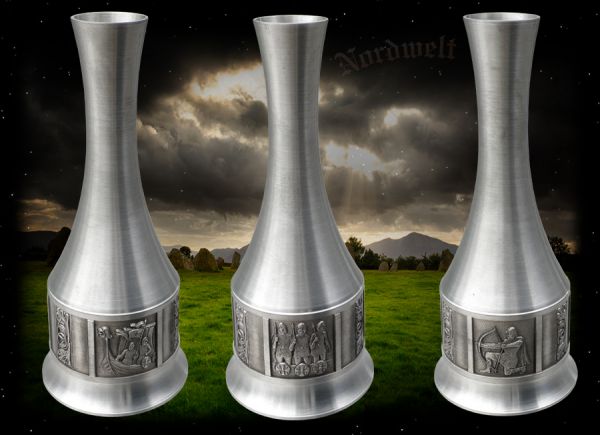 Vase mit Wikinger- Motiv hergestellt in Norwegen "Royal Pewter" Zinn Motive Wikingerschiff und Bogenschützen