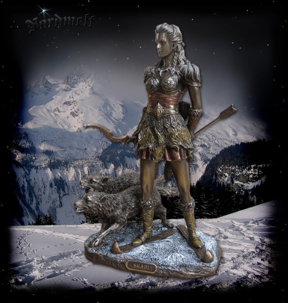 Göttin Skadi Figur Wintergöttin Bronzefigur Statue bronzierte Götterfigur Polyresin, Göttin der Berge